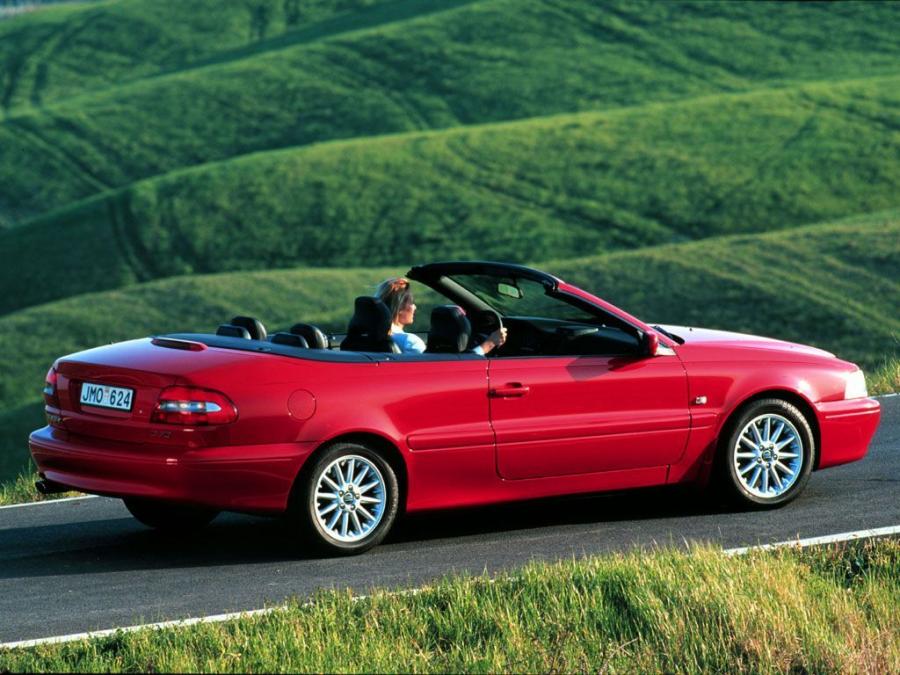  Volvo C70 Convertible 1998 года  (фото 24 из 33)